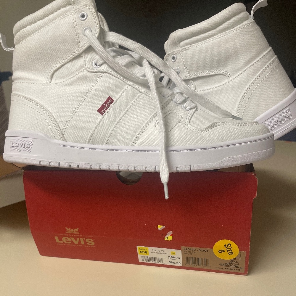 Women, teenage girls